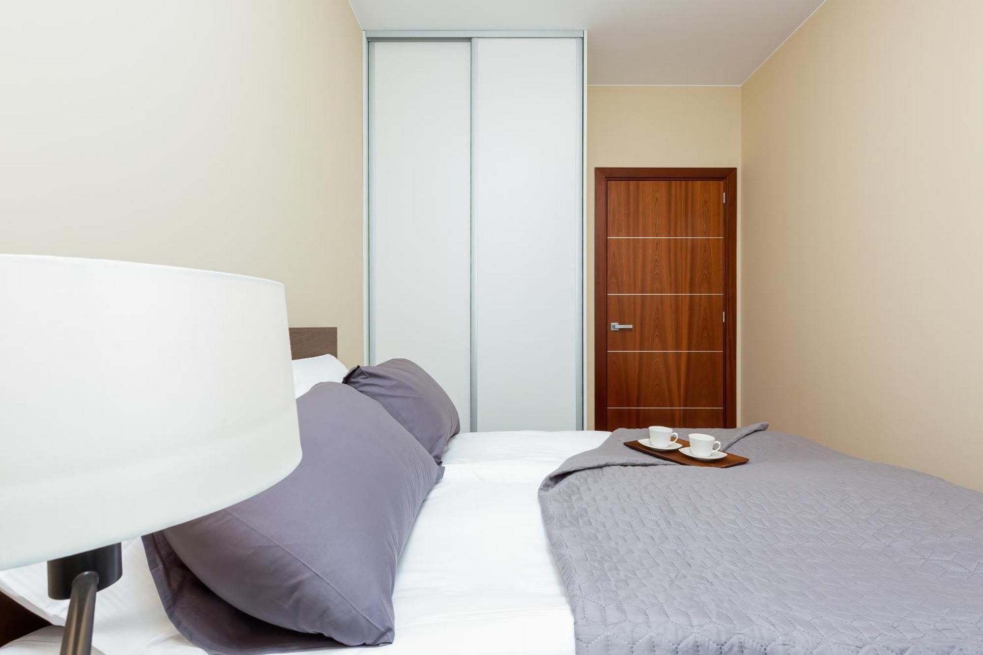 Royal City Center Mennica Residence By Noclegi Renters Warschau Exterior foto