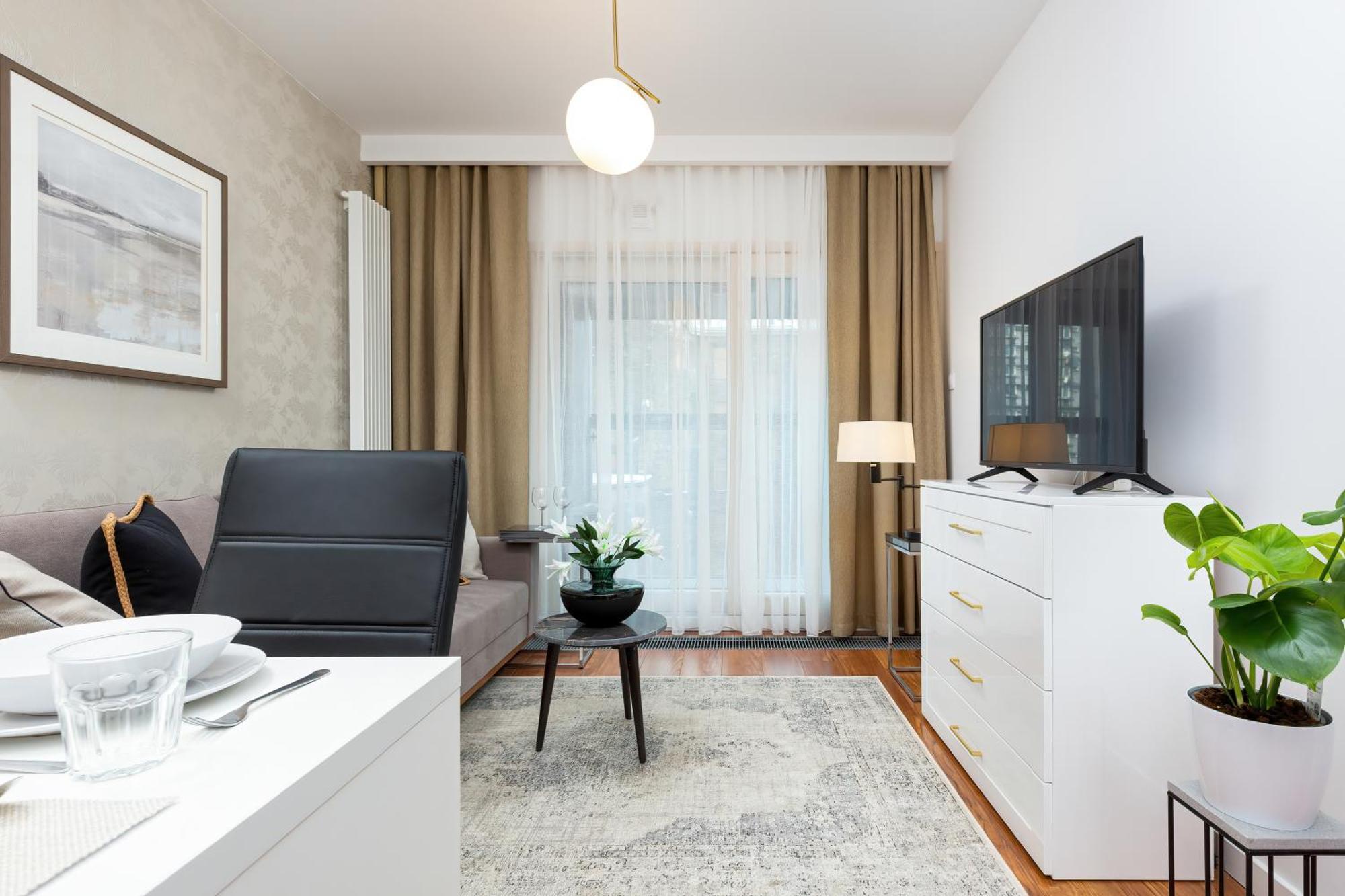 Royal City Center Mennica Residence By Noclegi Renters Warschau Exterior foto